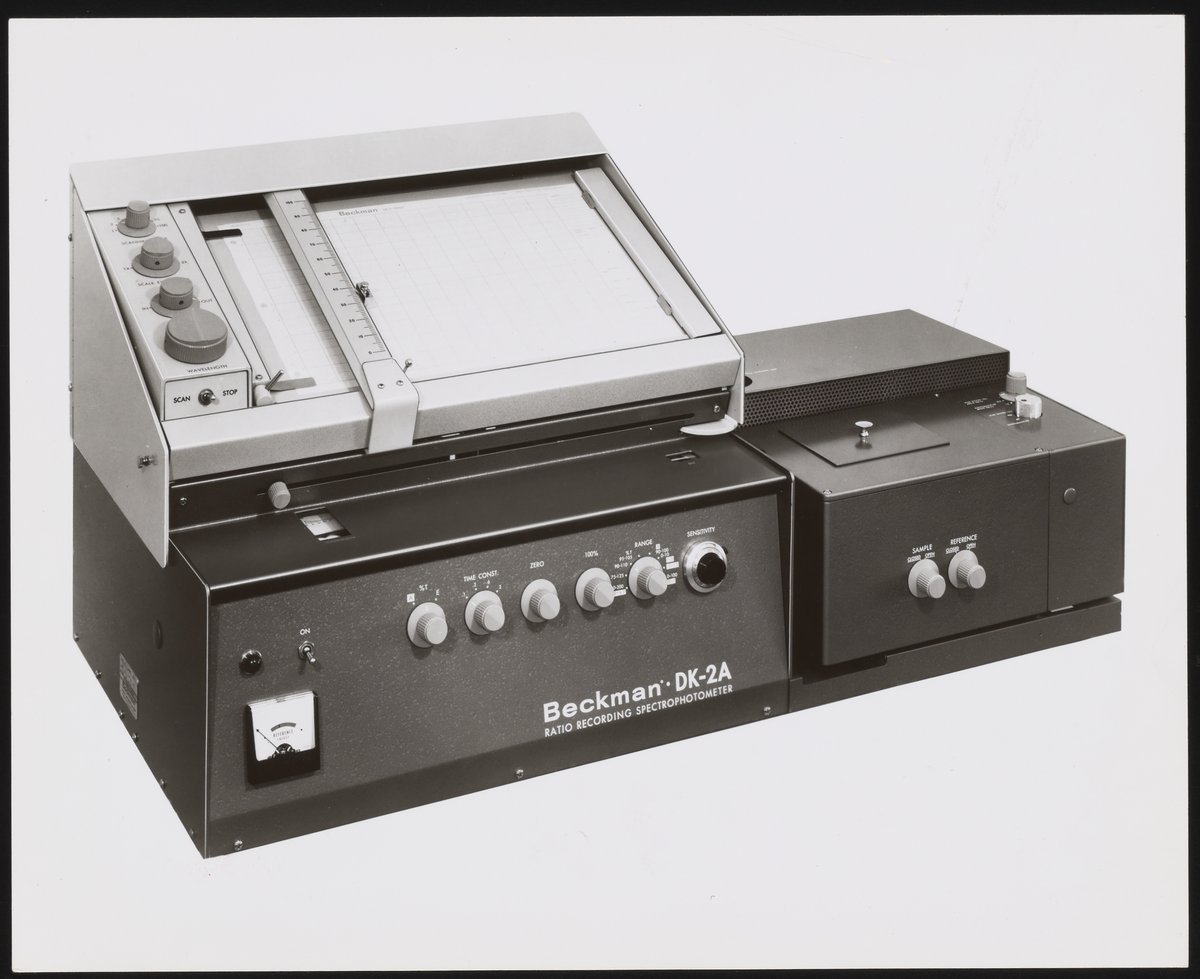 Beckman Model DK-2A Ratio Recording Spectrophotometer - Science History ...